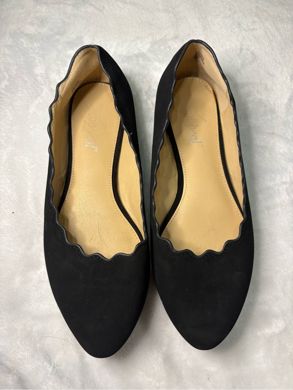 Xappeal Black Scalloped Pointed Toe Flats